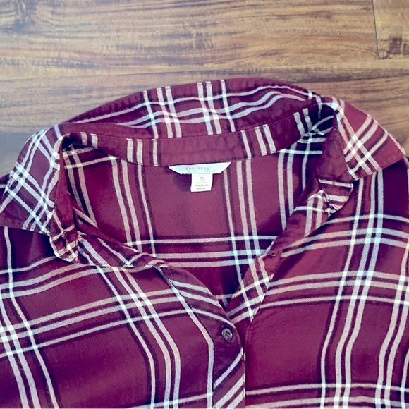 Button down blouse - Picture 3 of 5